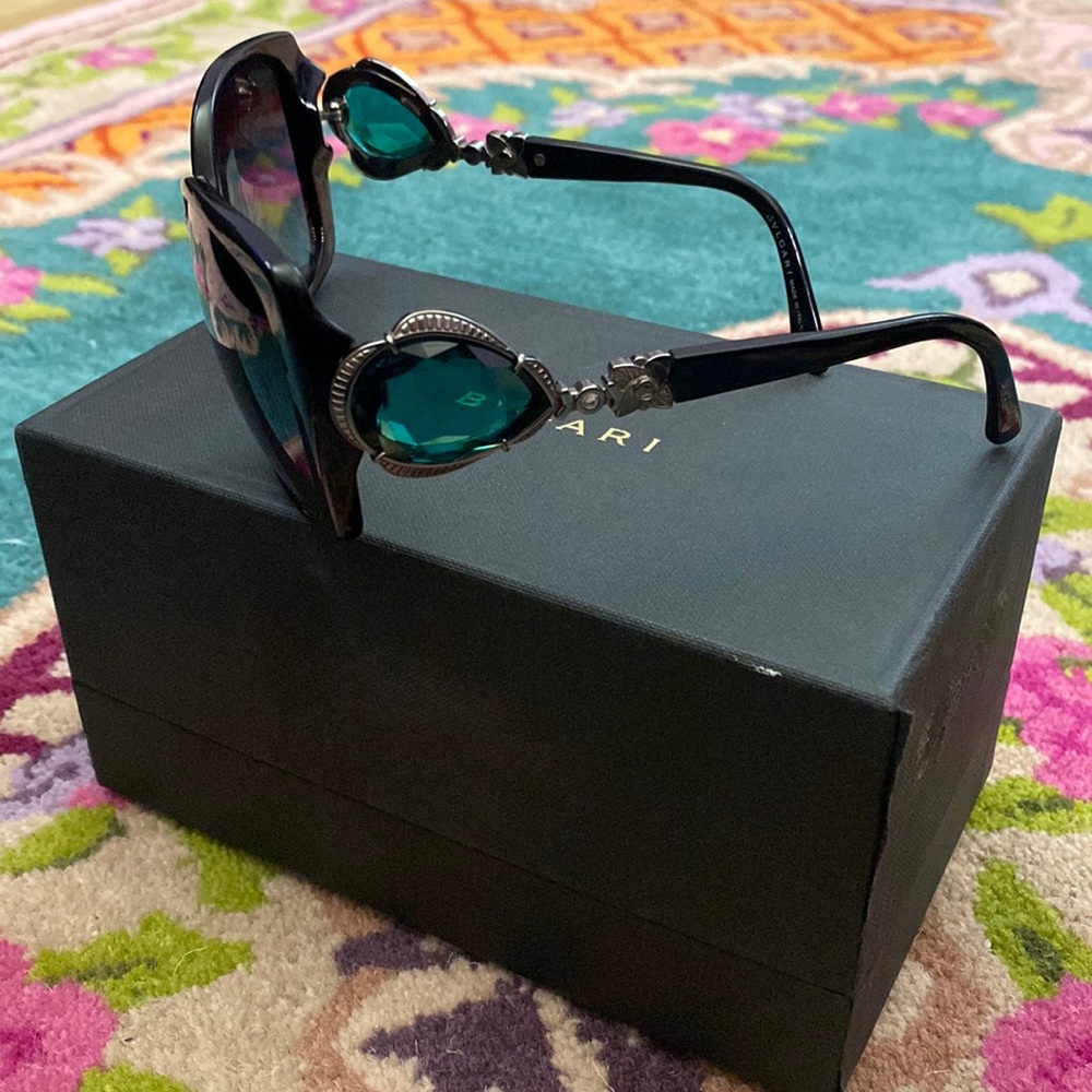 Bulgari Limited Edition Swarovski Sunglasses. Green jewel.